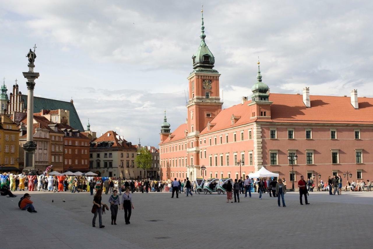 Mariensztat - View Over The Square Warsaw Exterior photo